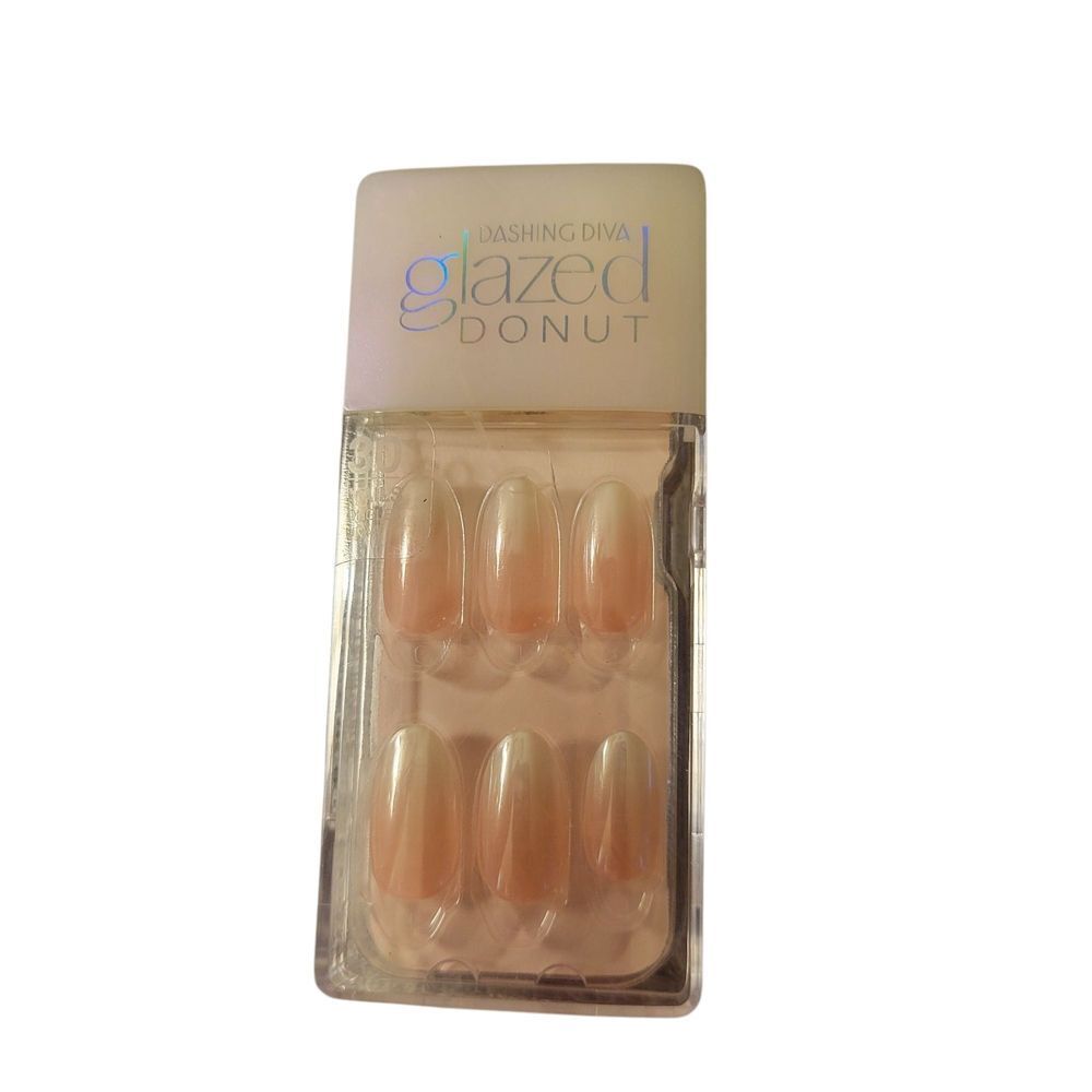 Glazed Donut Nail Set - Rosewater Glaze